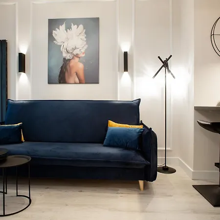 Sienna 65 - Taras Na Dachu Z Panorama 360 Na Warszawe -roof Terrace With A Beautiful View - Prywatny Balkon - Private Balcony - Better *